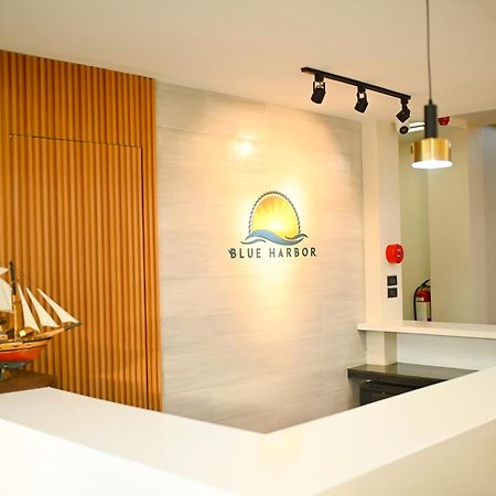 Blue Harbor Hotel Calapan Eksteriør billede